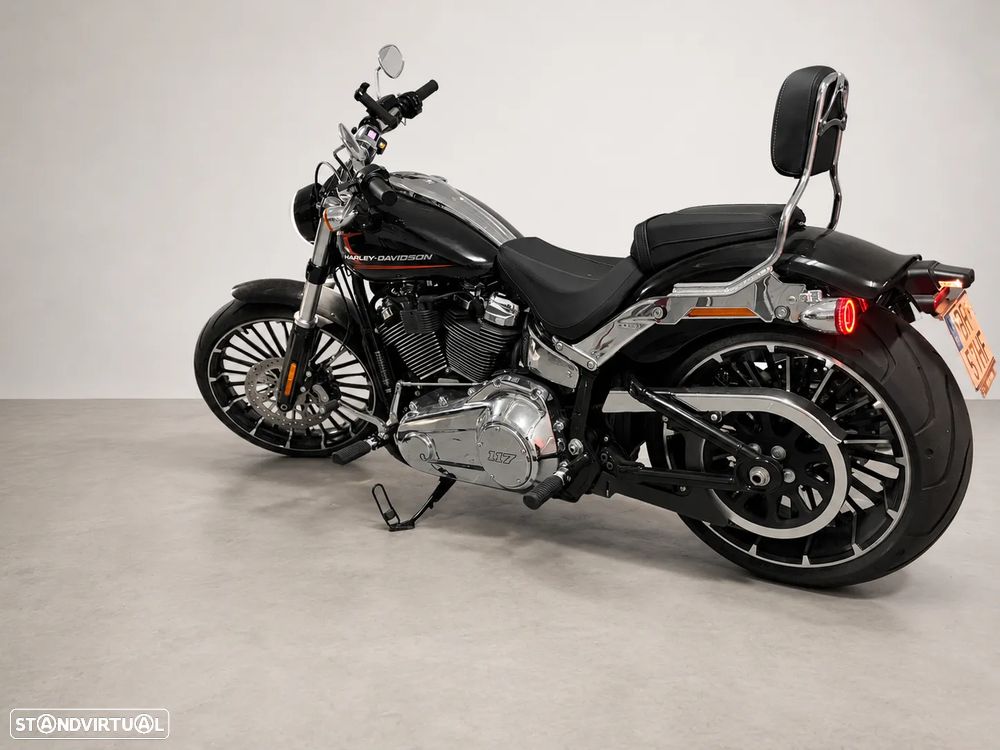 Harley-Davidson Breakout modelo FXBR Breakout D.3 tipo ST1, variante NXZ6S, versão LHTMSTDBB - 2