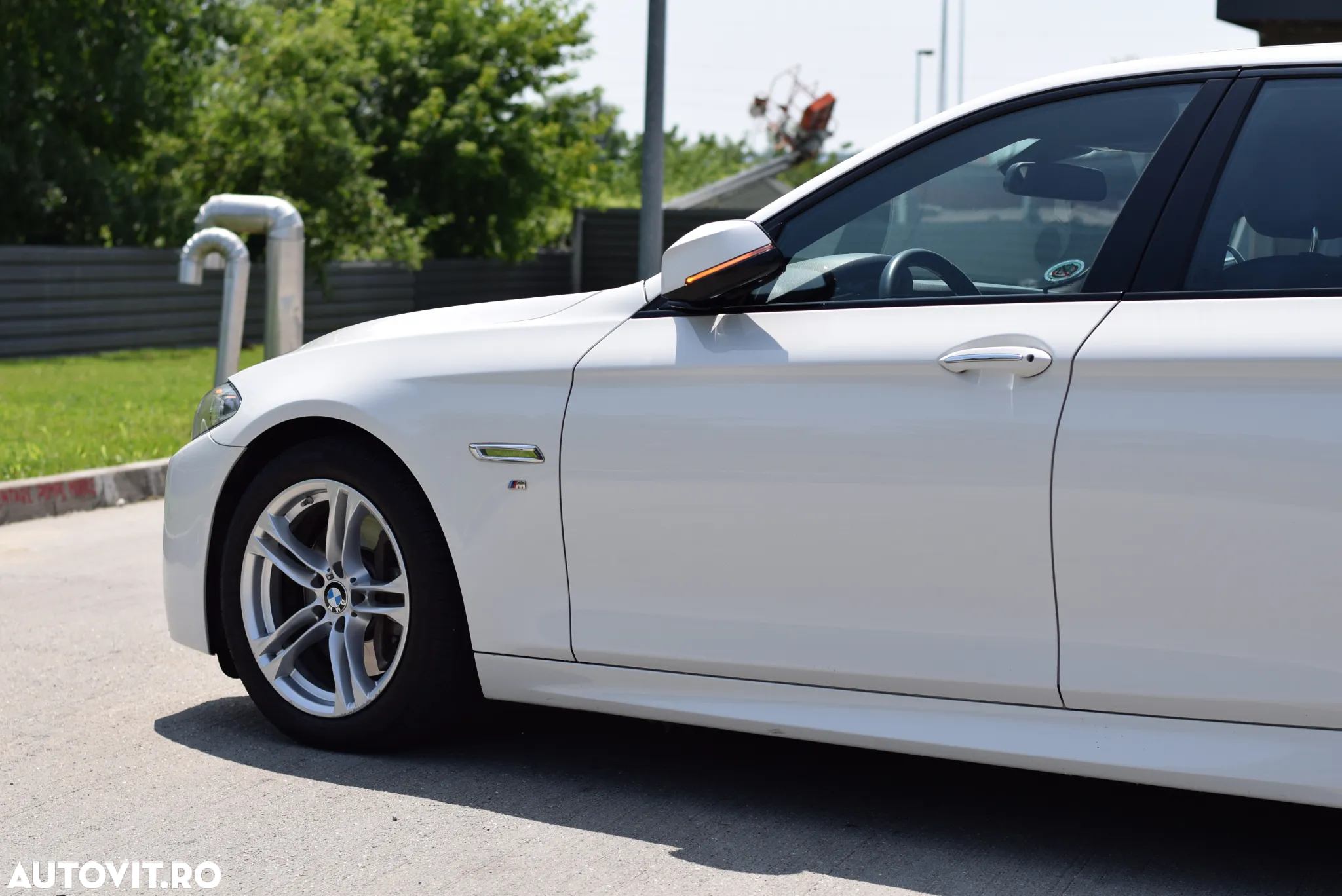 BMW Seria 5 525d Sport-Aut. - 35