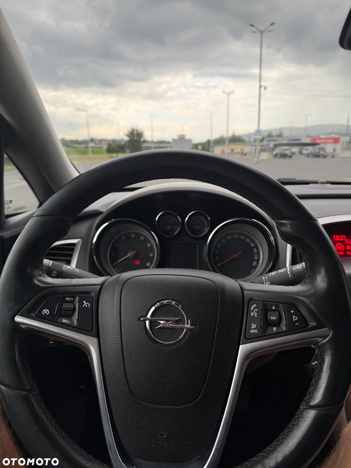 Opel Astra IV 1.4 T Cosmo - 16