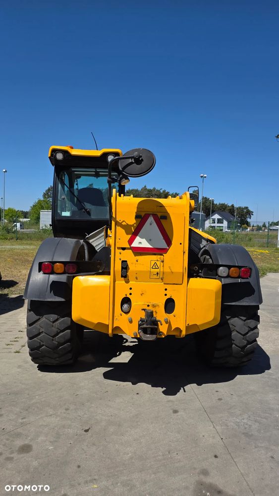 JCB 560-80 Agri Plus - 6