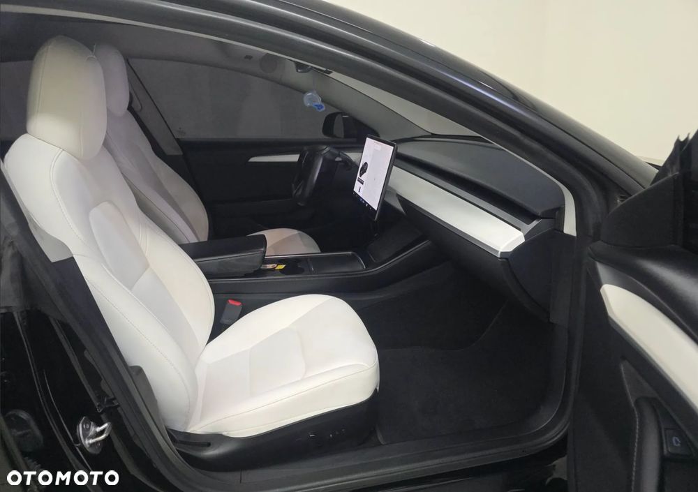 Tesla Model 3 Langstreckenbatterie Allradantrieb Dual Motor Performance - 9