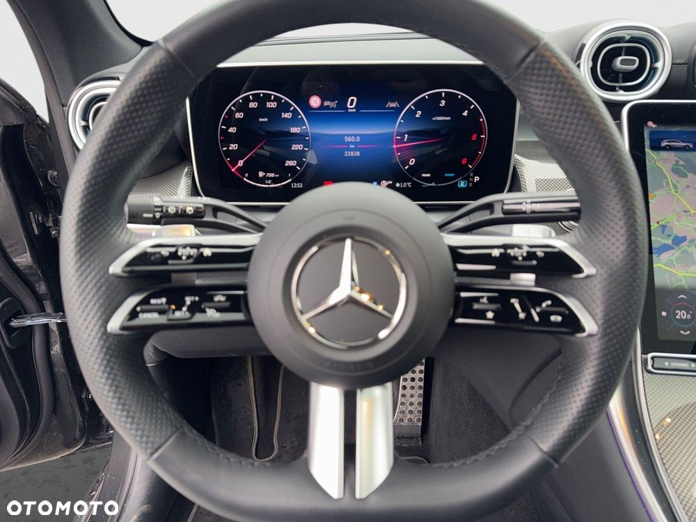 Mercedes-Benz GLC - 13