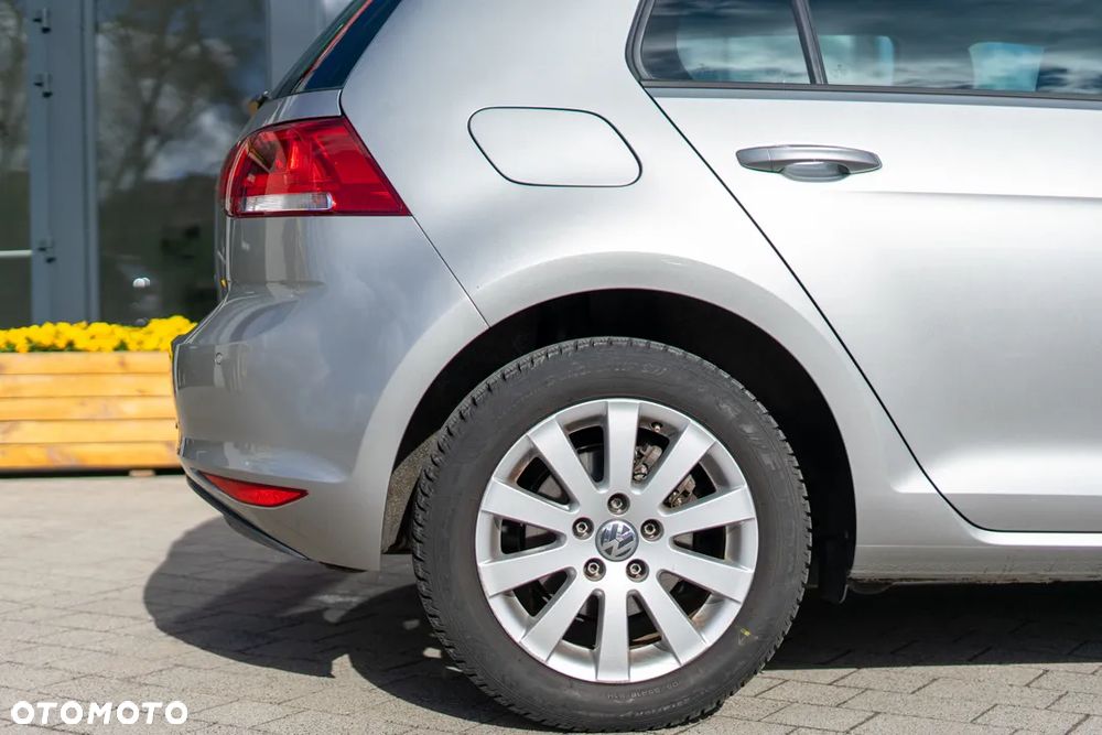 Volkswagen Golf 1.2 TSI BMT Trendline - 16