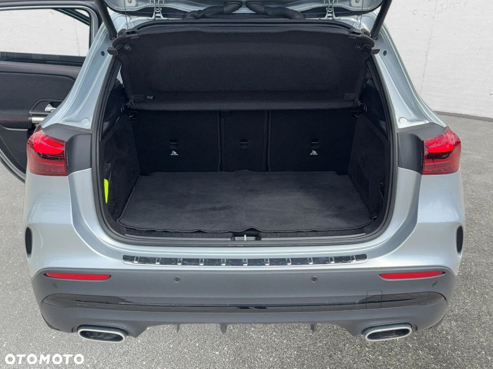 Mercedes-Benz GLA 200 mHEV AMG Line 7G-DCT - 24