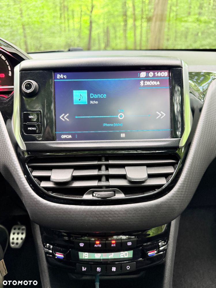 Peugeot 208 PureTech 110 Stop & Start Allure - 26
