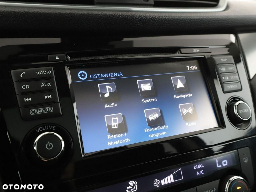 Nissan Qashqai 1.2 DIG-T N-Connecta - 24
