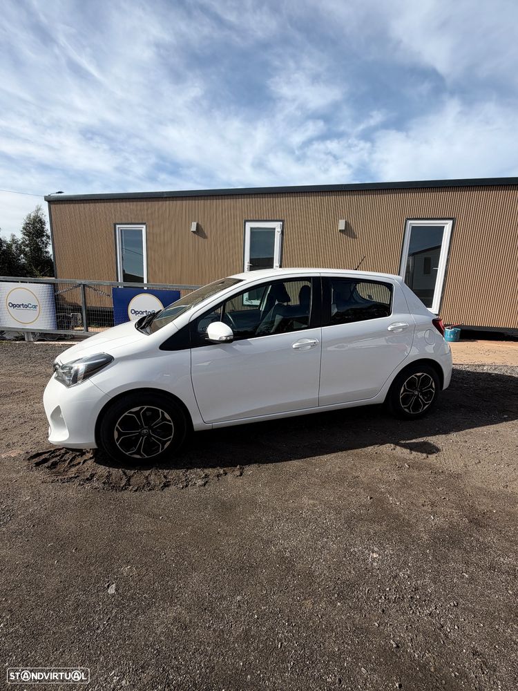Toyota Yaris 1.4 D-4D Comfort+P.Style - 3