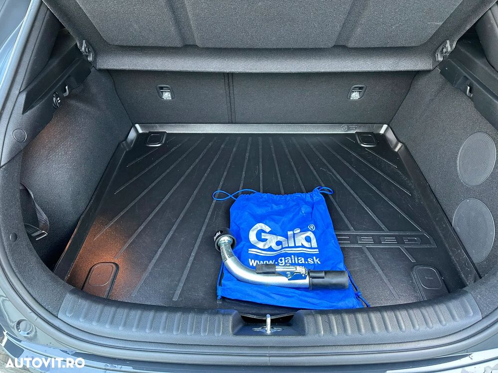 Kia XCeed 1.5 T-GDI 7DCT GT Line - 25