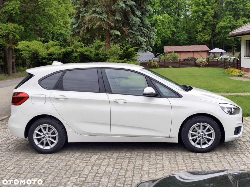 BMW Seria 2 216d Advantage - 11