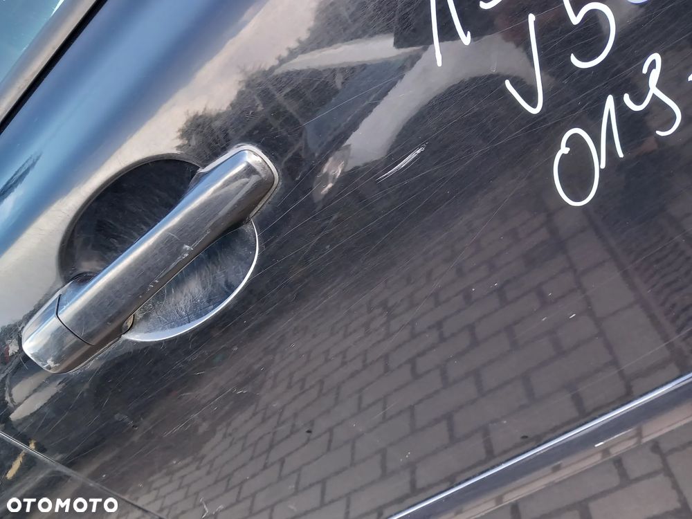 VOLVO V50 DRZWI PRAWE PRZEDNIE PRAWY PRZÓD KOLOR: 019-26 - 7