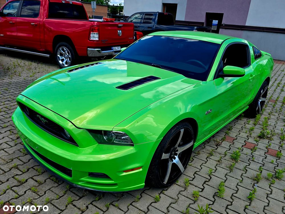 Ford Mustang - 3