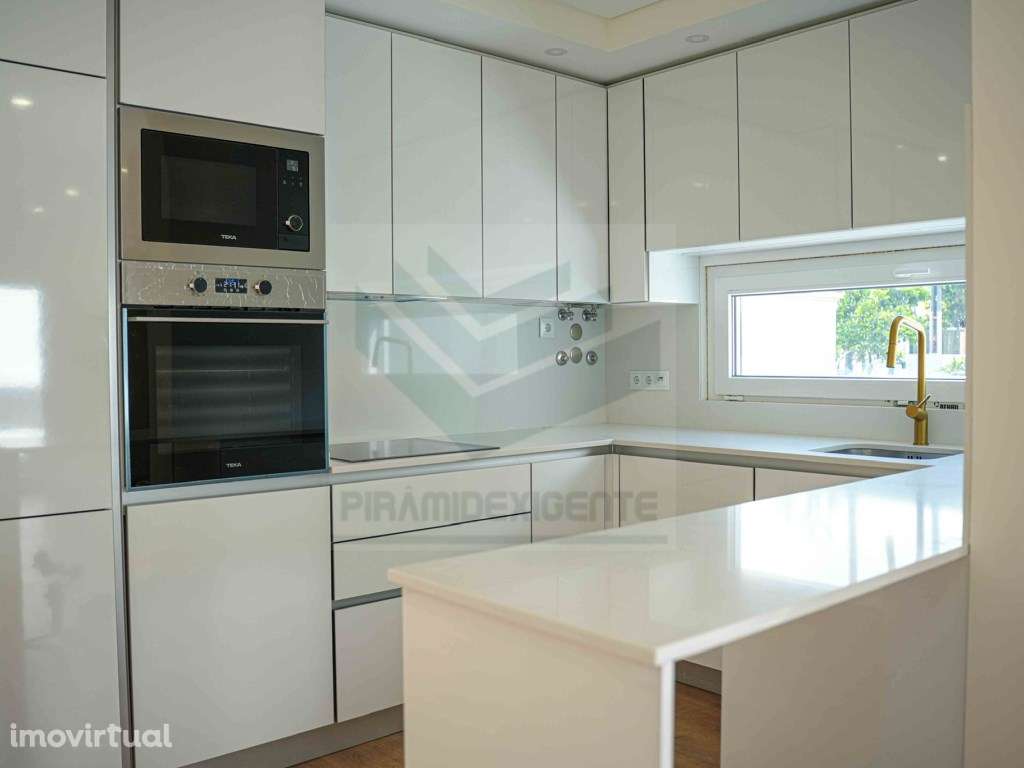 Moradia Térrea T1+2, Perto Transportes, P. General - Grande imagem: 4/15