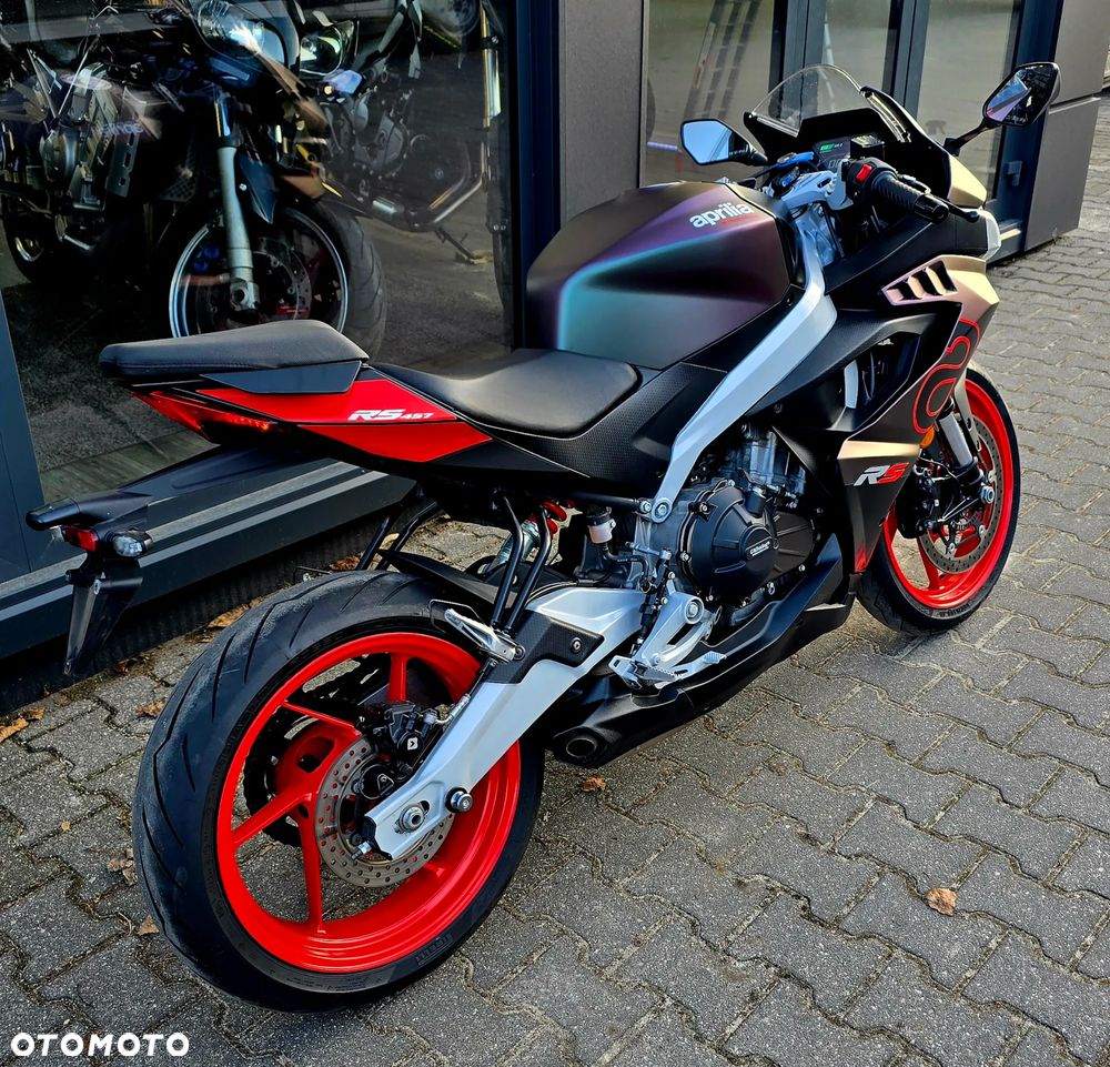 Aprilia RS - 7