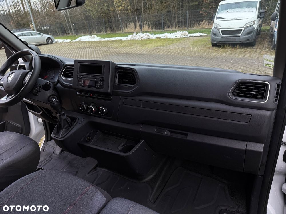 Renault Master - 18