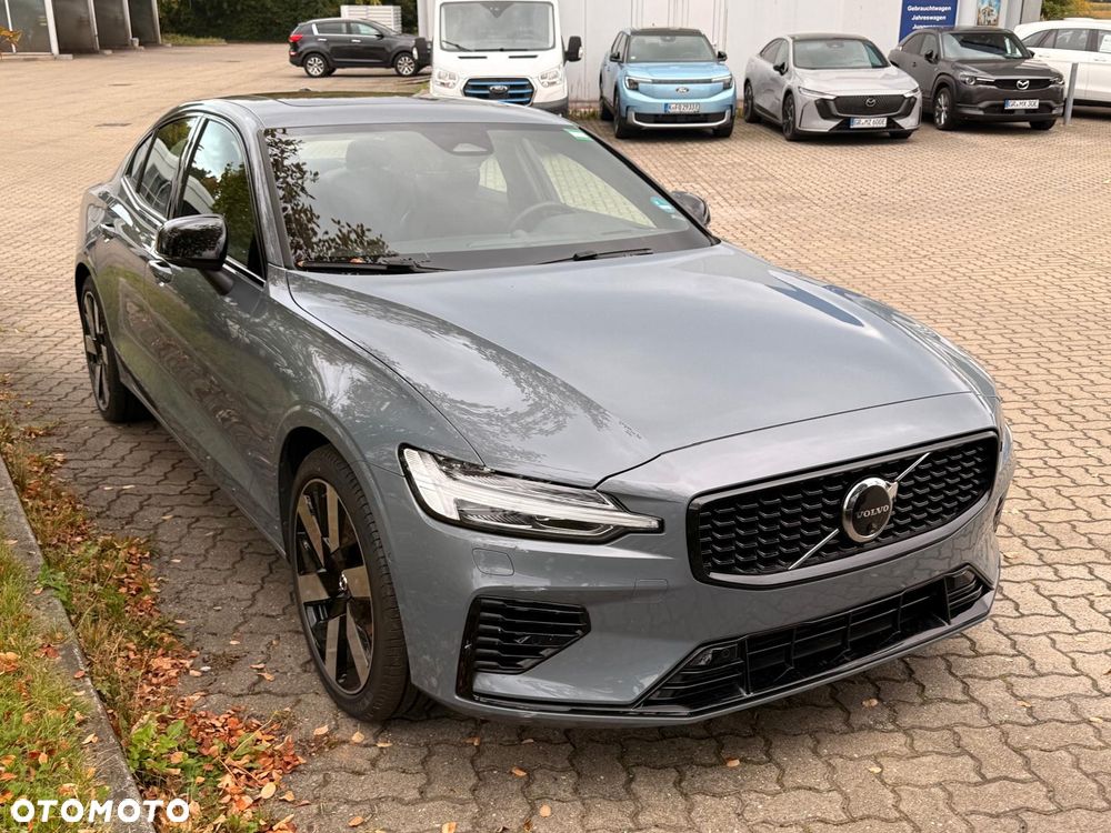 Volvo S60 T8 Recharge AWD Ultimate Dark - 2