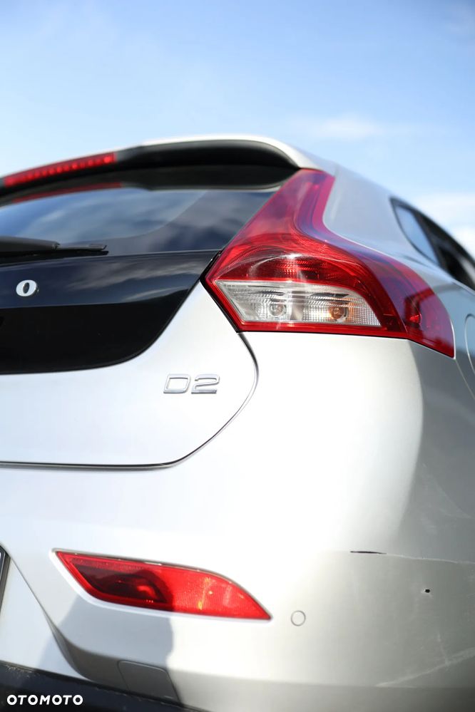 Volvo V40 D2 Kinetic - 6