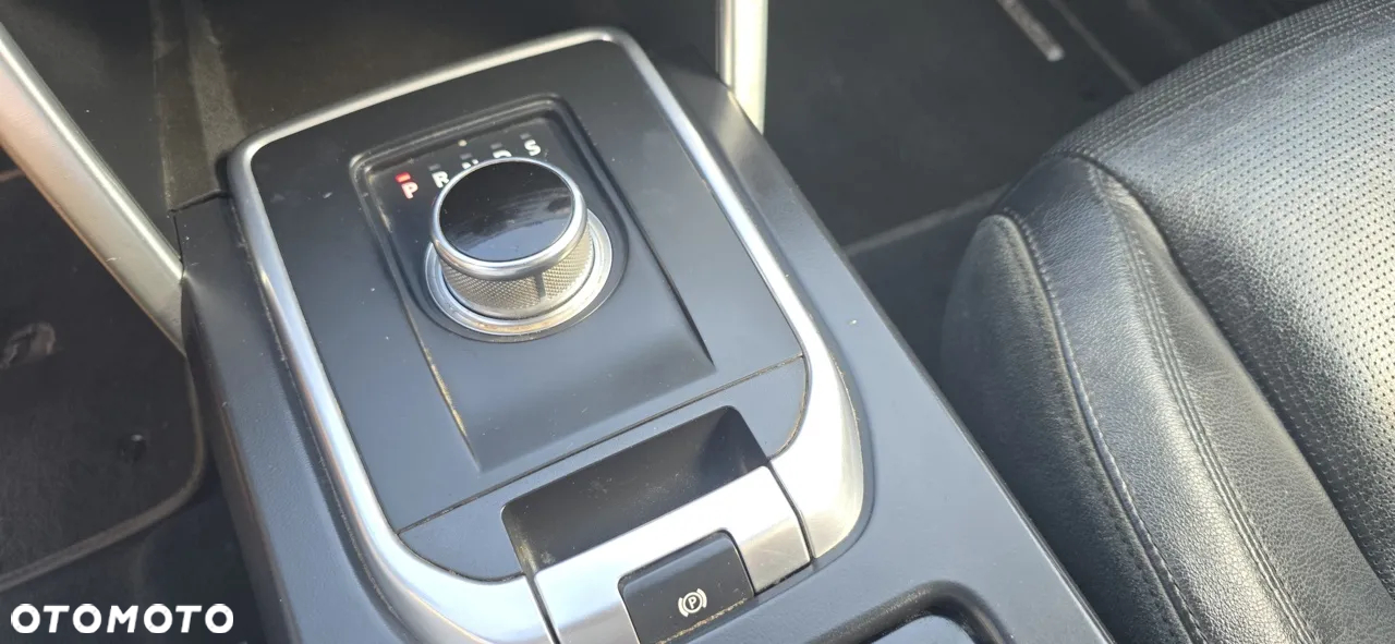 Land Rover Discovery Sport - 23