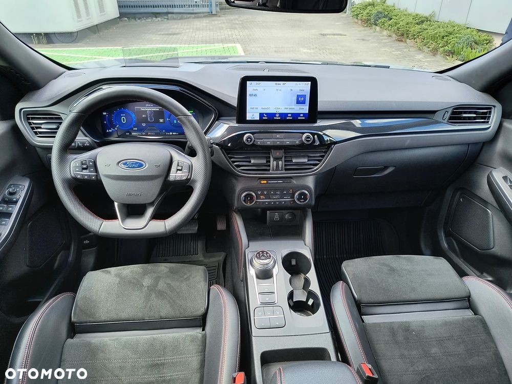 Ford Kuga - 13