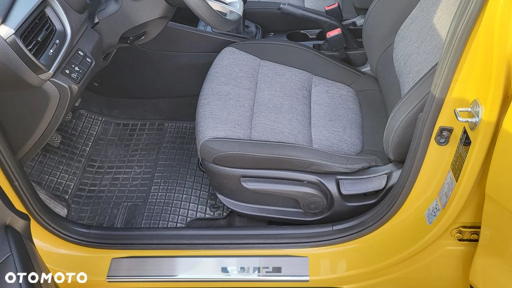 Kia Stonic 1.4 L - 9
