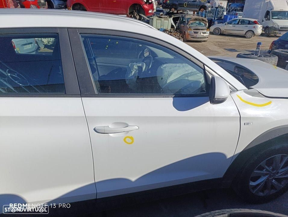 PORTA FRENTE DIREITA HYUNDAI TUCSON TL - 1