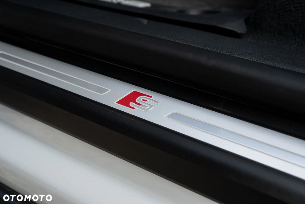 Audi SQ8 - 19