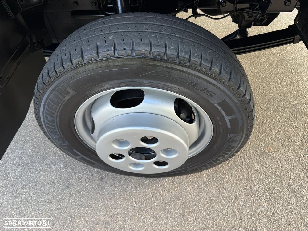 Mitsubishi FUSO CANTER 3C15 6 VEL - 22