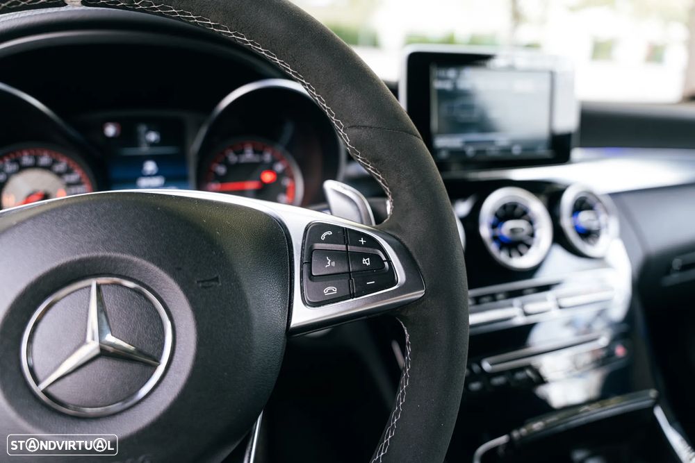 Mercedes-Benz C 63 AMG Standard - 29