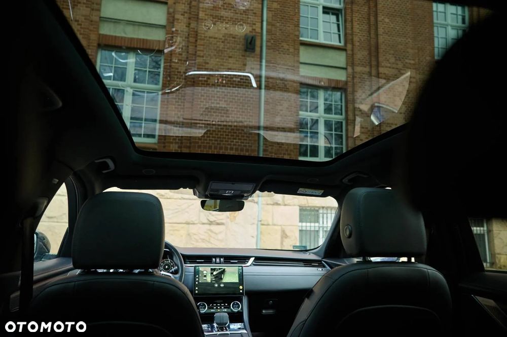 Jaguar F-Pace - 19