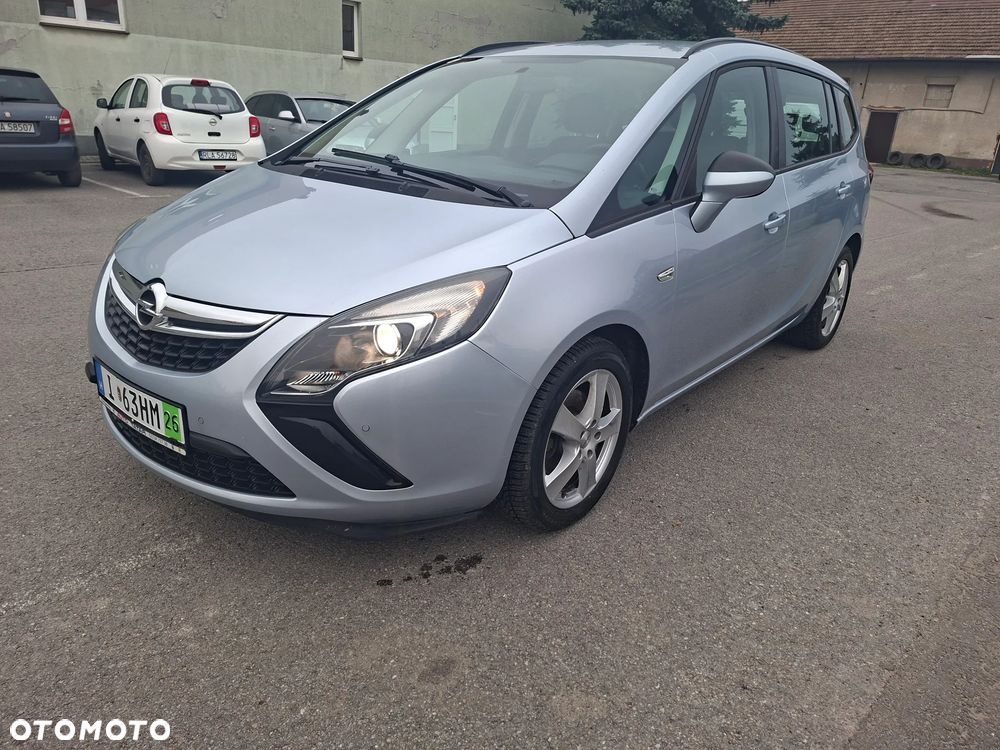 Opel Zafira 2014 photo 2