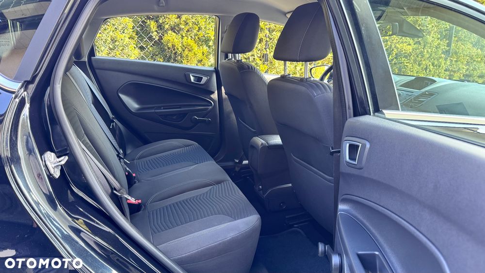 Ford Fiesta 1.6 TDCi Titanium - 28