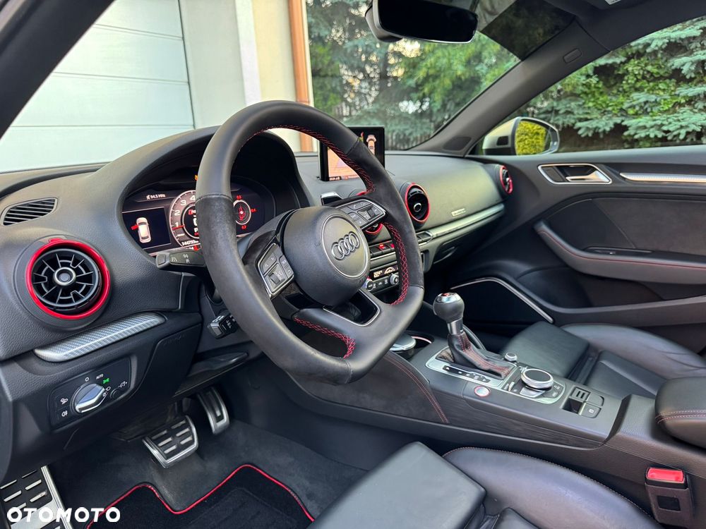 Audi RS3 Sportback S tronic - 24