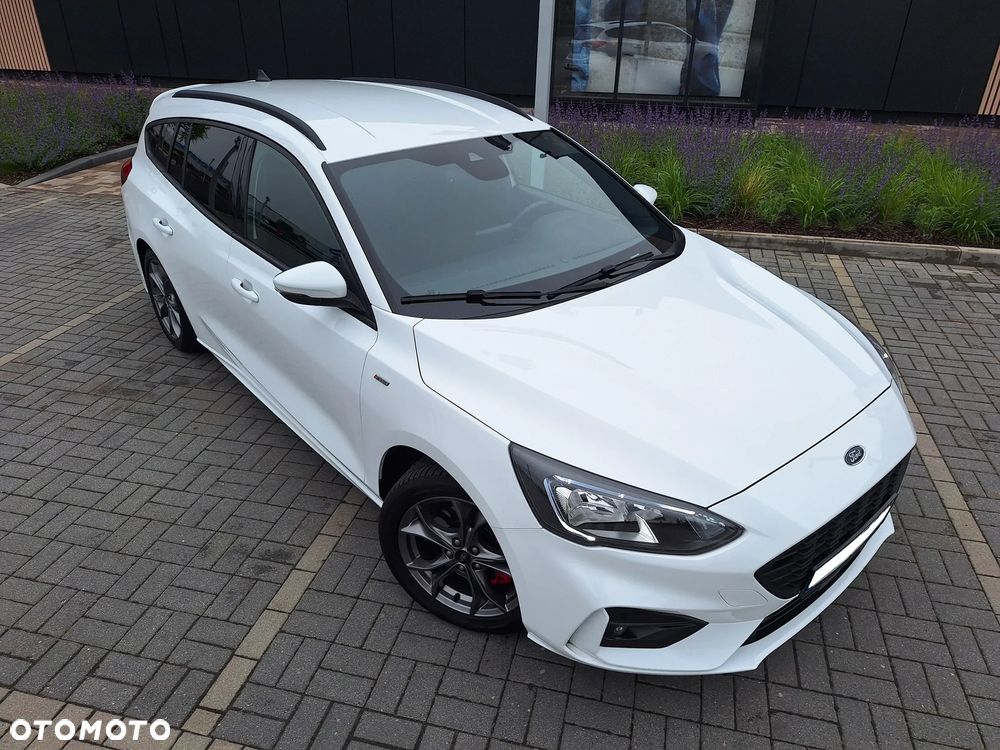Ford Focus 1.5 EcoBoost ST-Line X - 6