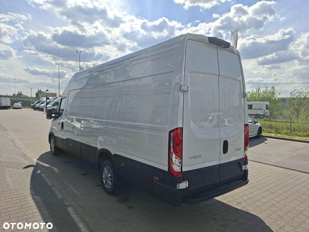 Iveco Daily 35S18HA8 V - 8