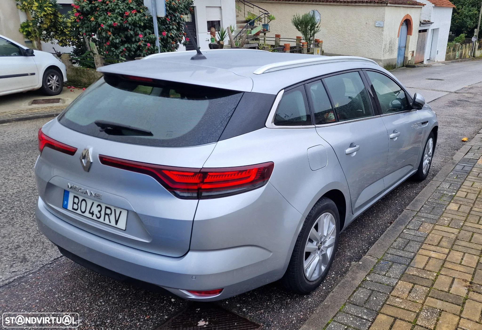 Renault Mégane 1.5 Blue dCi Equilibre EDC - 3