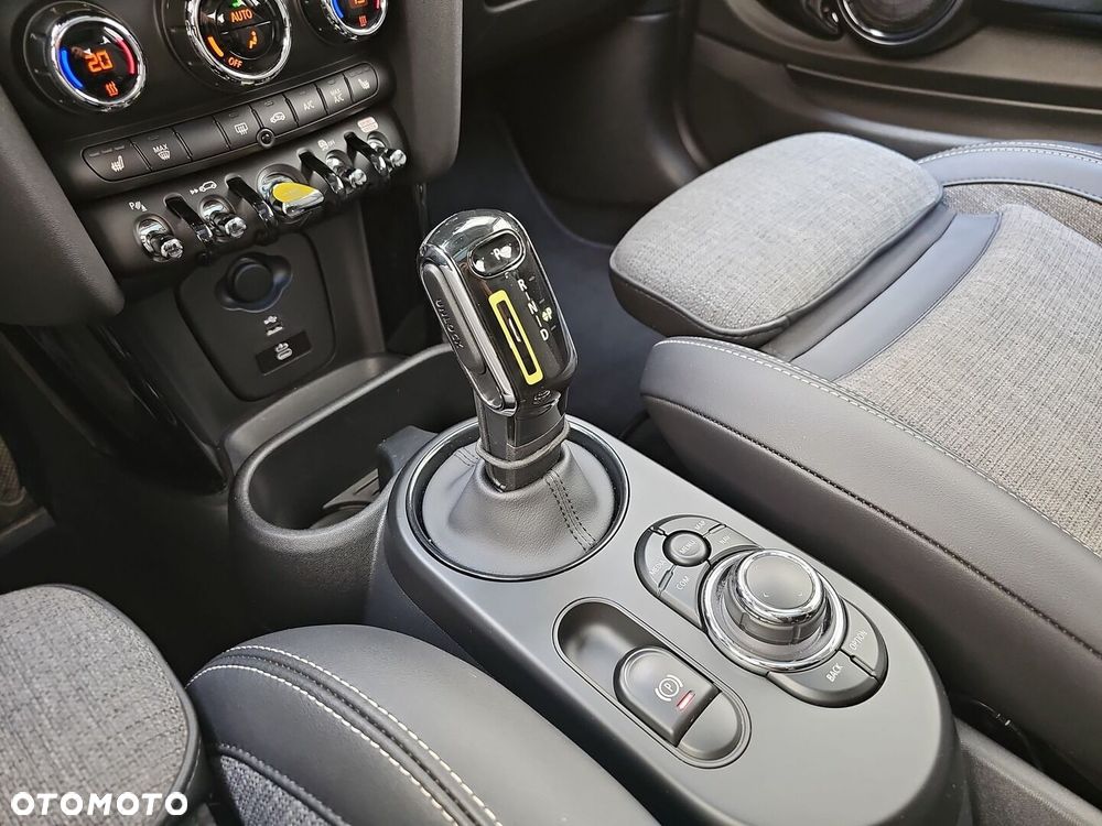 MINI Cooper SE - 15