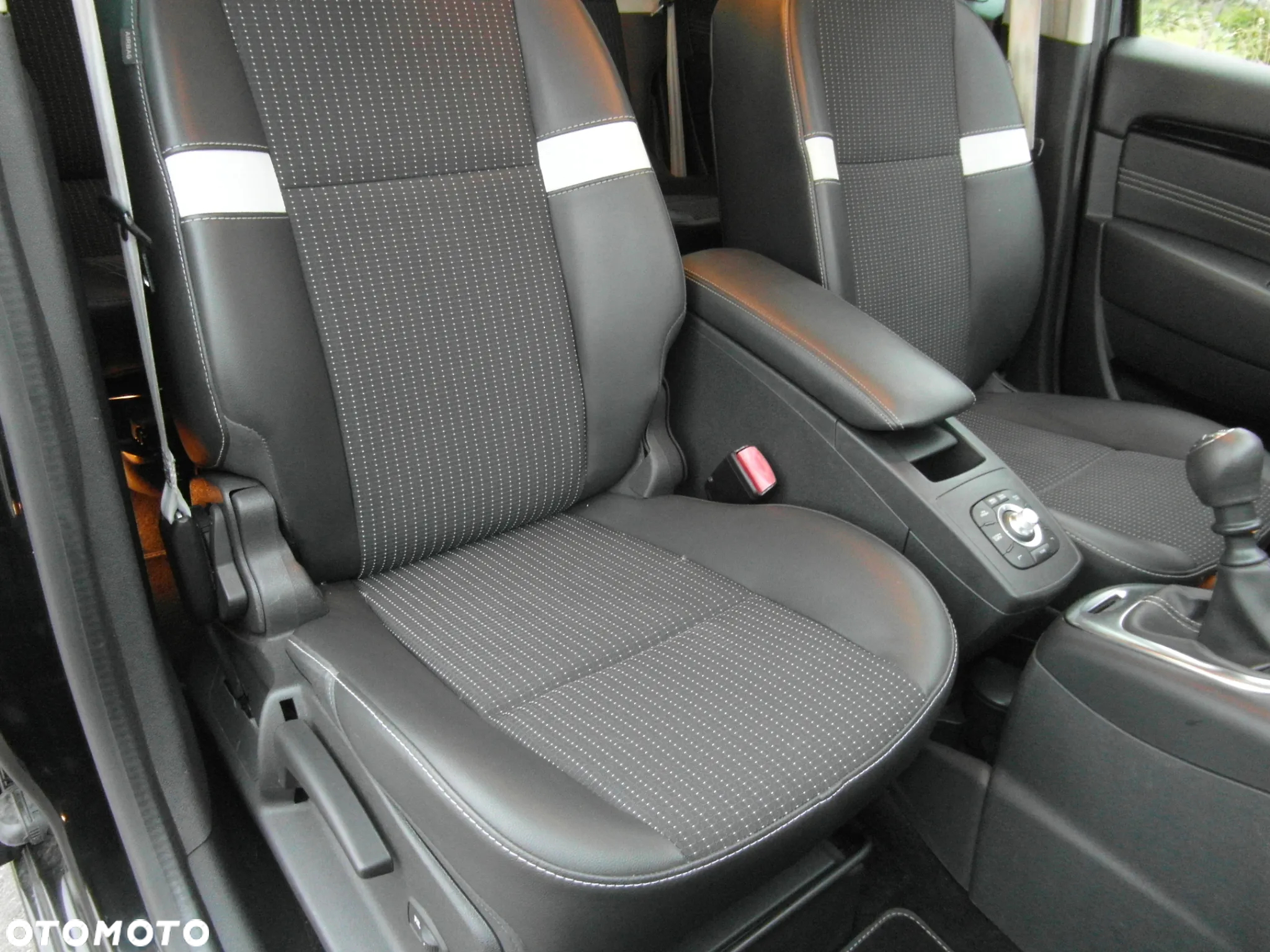 Renault Scenic TCe 130 Bose Edition - 20
