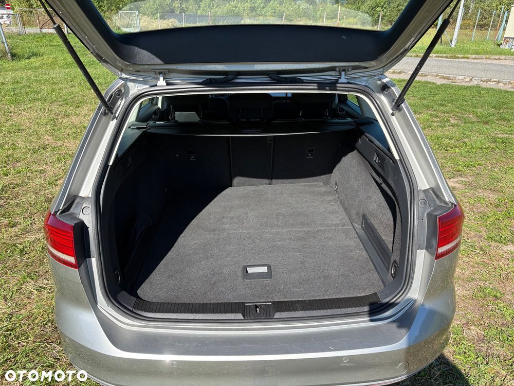 Volkswagen Passat Variant 2.0 TDI BMT Comfortline DSG - 16