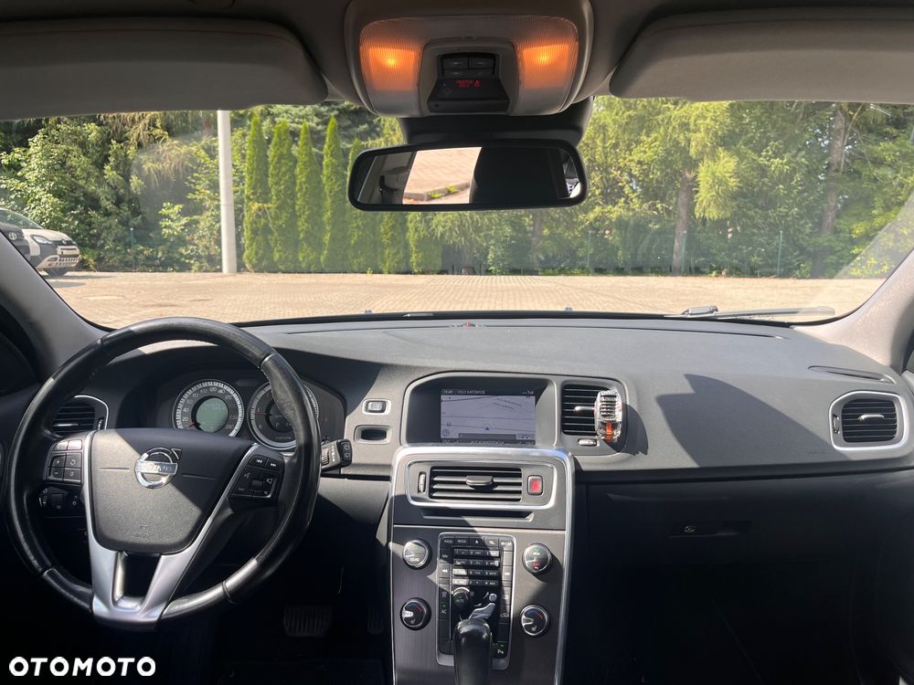 Volvo V60 D3 Geartronic - 12