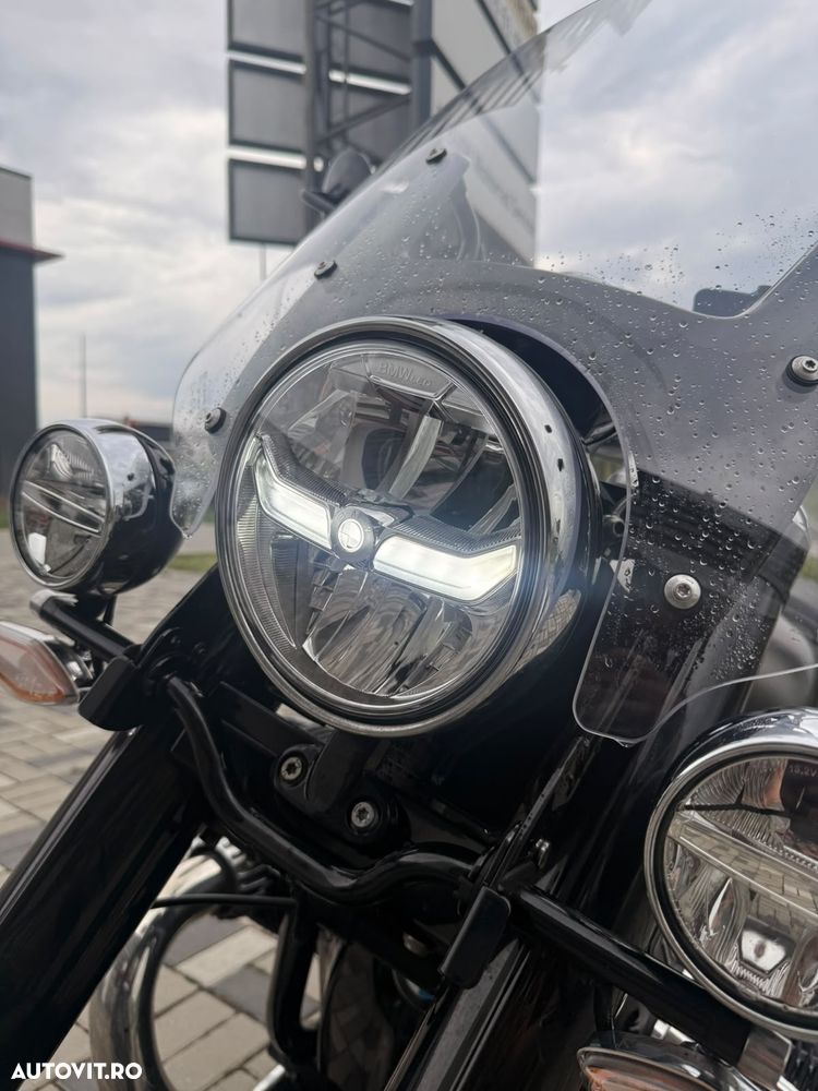 BMW R 18 Classic - 12