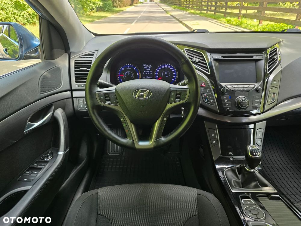 Hyundai i40 Kombi blue 1.7 CRDi Premium - 6
