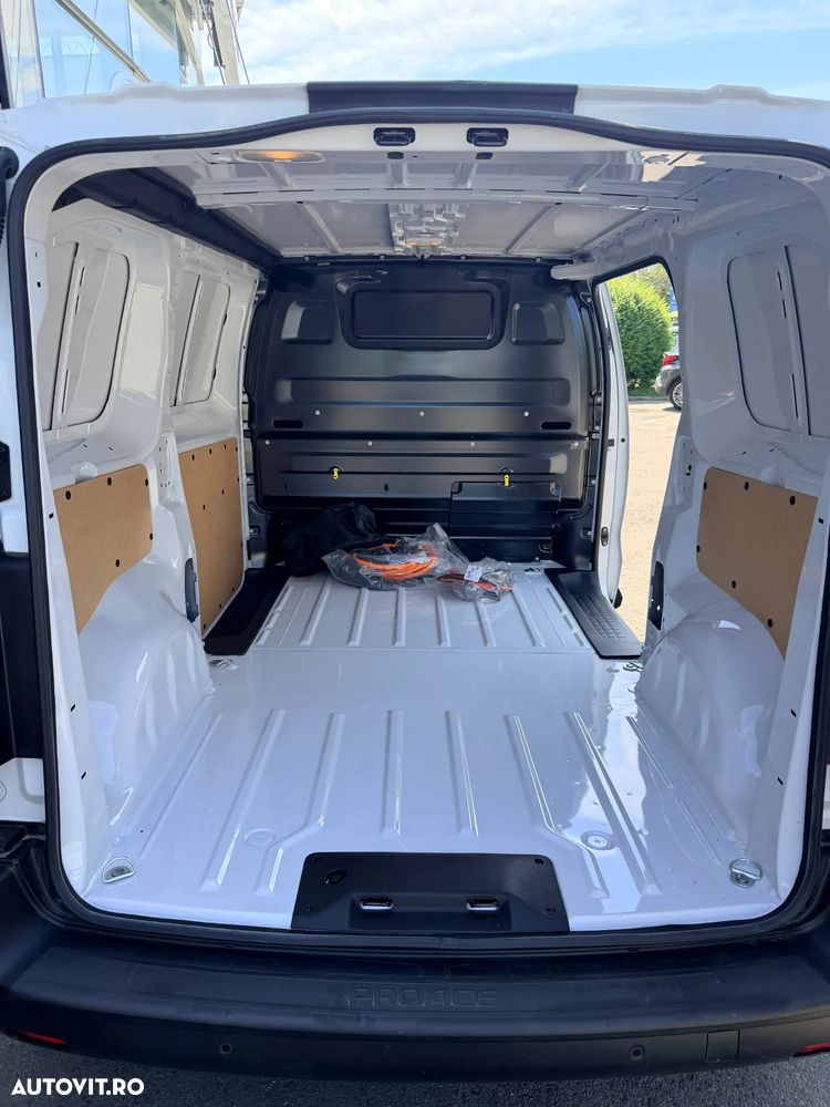 Toyota Proace - 11