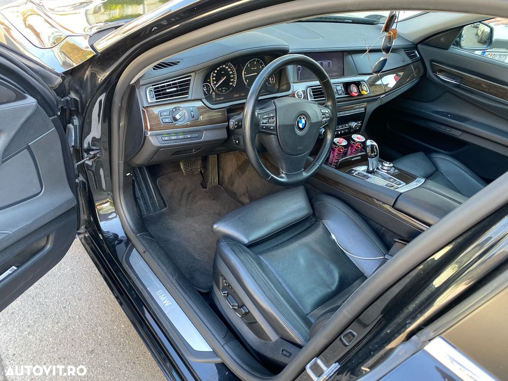 BMW Seria 7 730d - 6