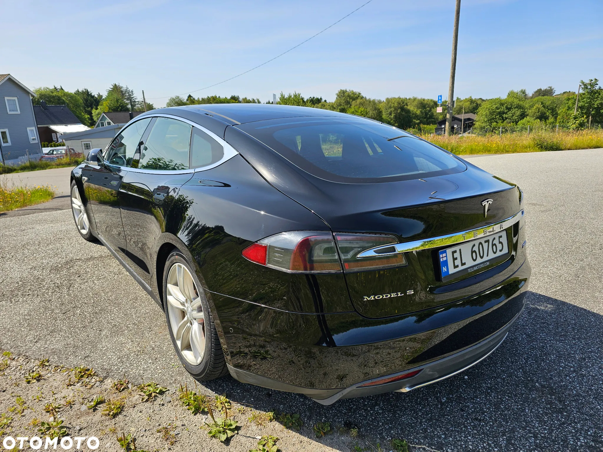 Tesla Model S 85 D Performance - 4