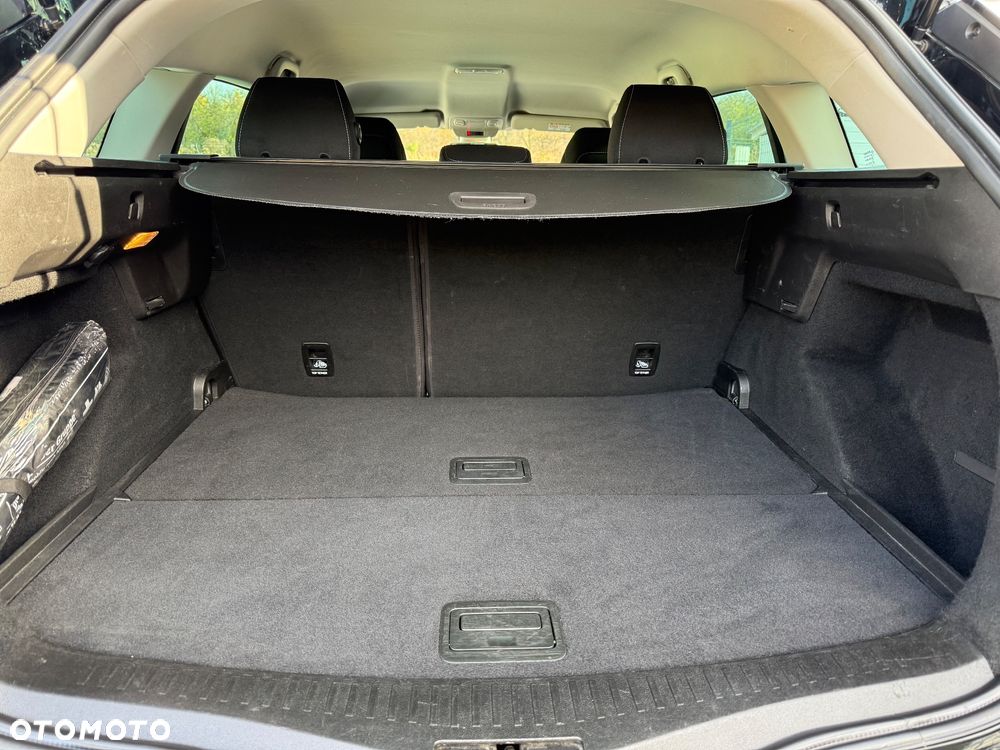 Renault Megane Grandtour TCe 140 GPF LIMITED - 15