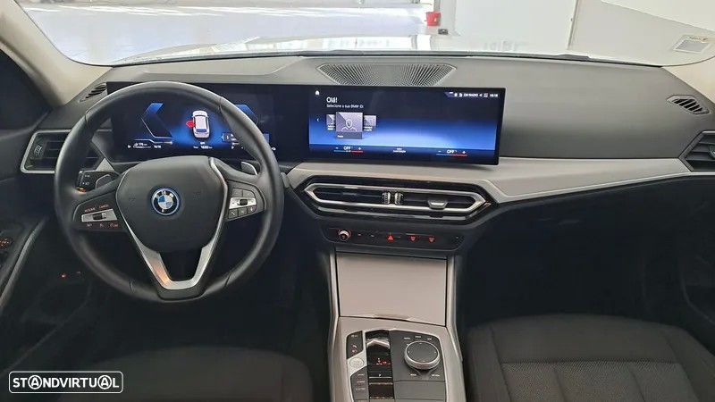 BMW 320 e Auto - 12