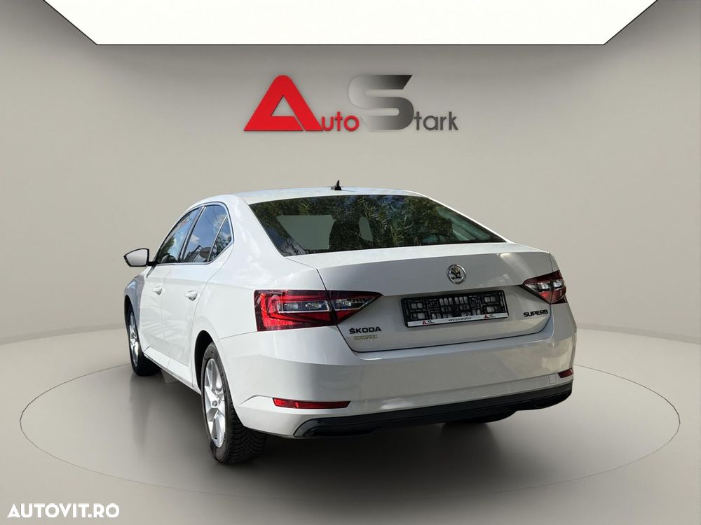 Skoda Superb 1.4 TSI ACT DSG Style - 4