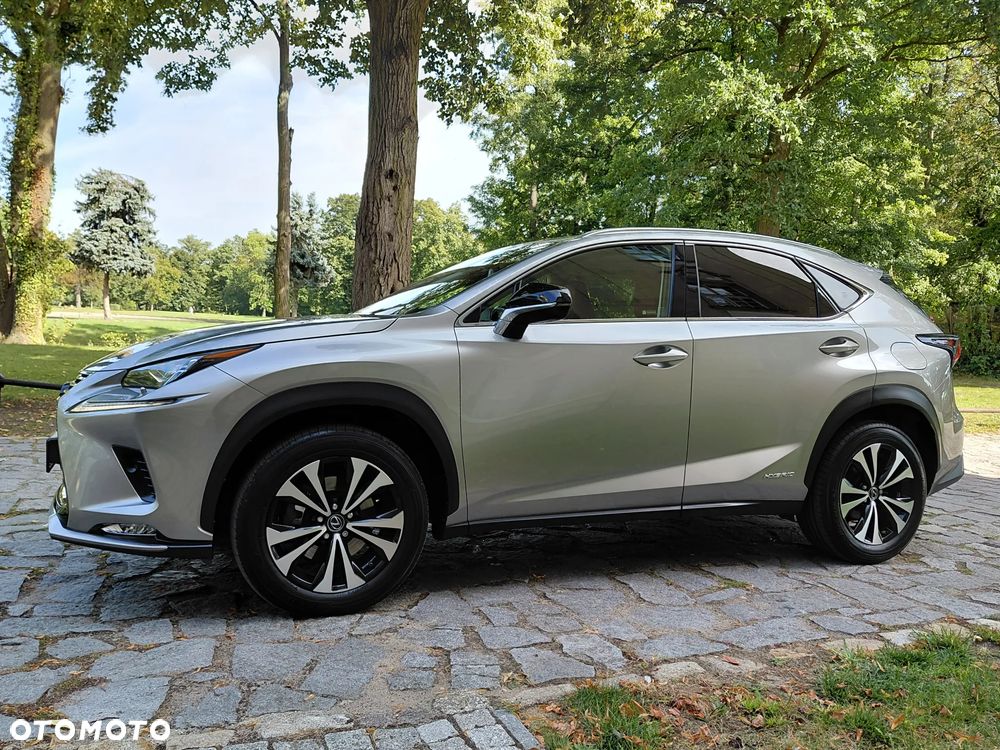 Lexus NX 300h Prestige AWD - 27