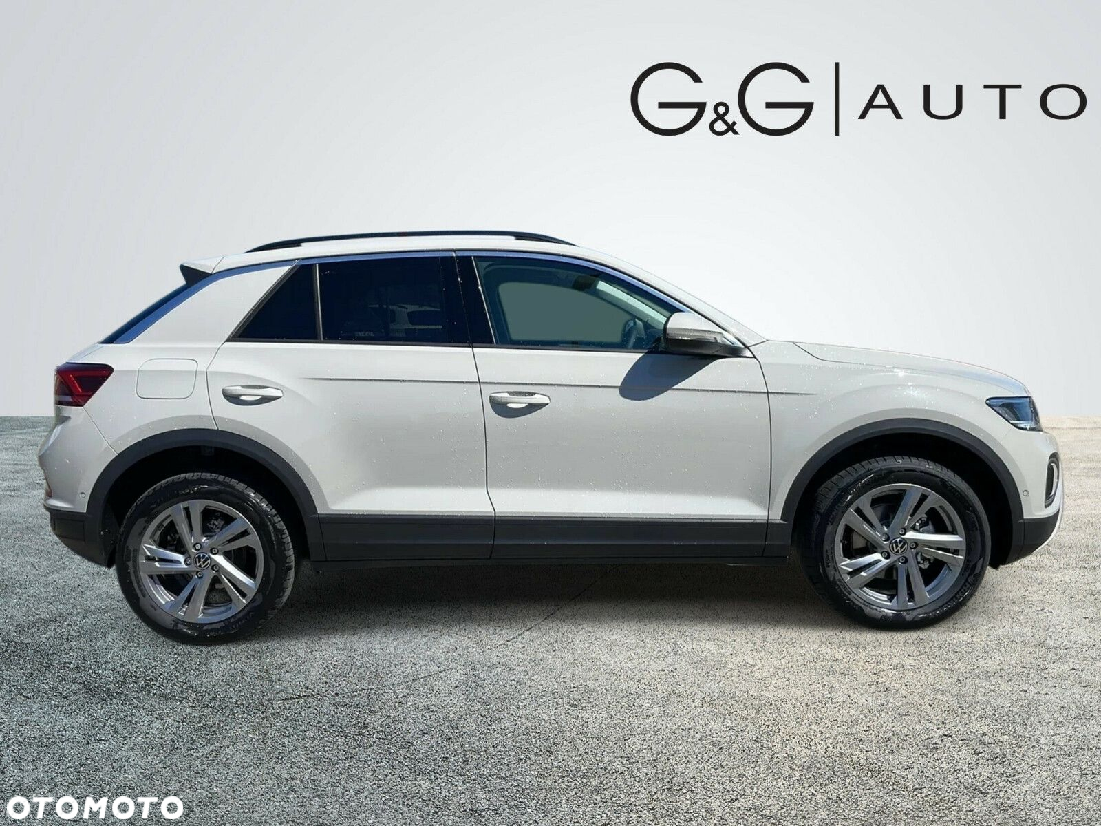 Volkswagen T-Roc - 7