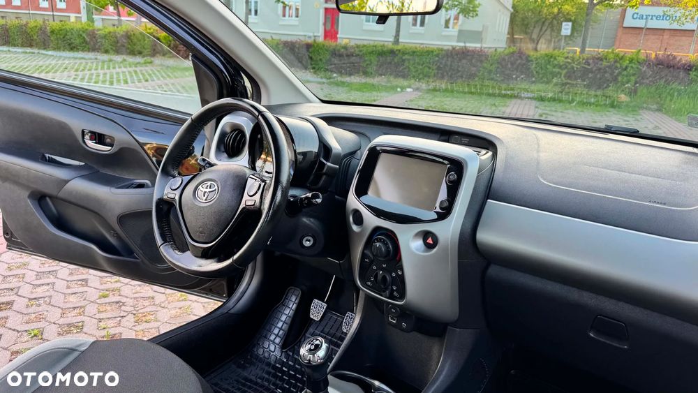 Toyota Aygo x-play Edition-S - 7