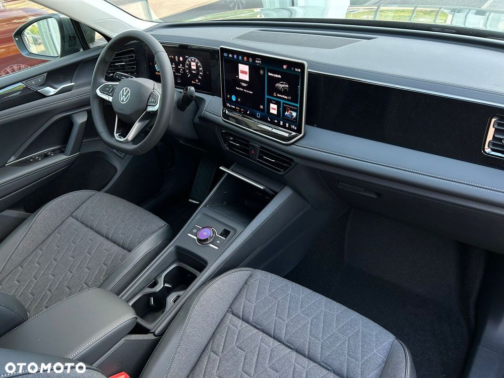 Volkswagen Tiguan - 13